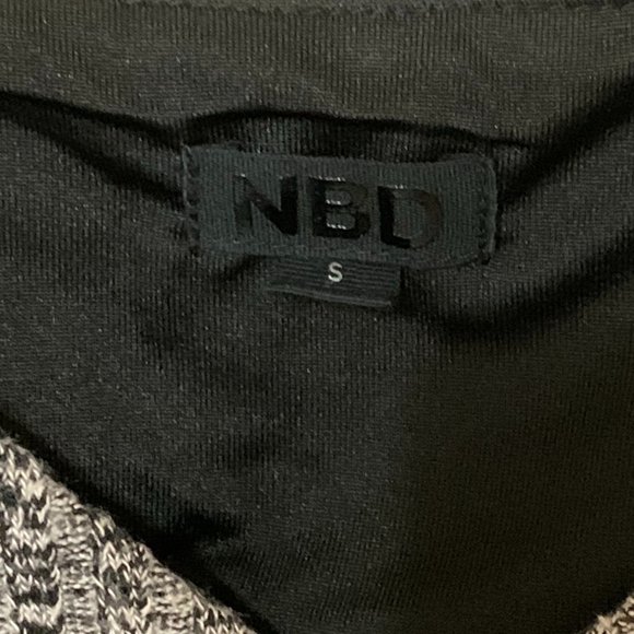 🎉HOSTPICK🎉NBD Cropped Top in Heather Grey Size S - Picture 3 of 4